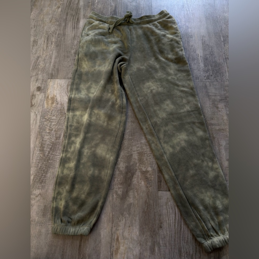 Alternative Apparel Olive Tie Dye Jogger Sweatpants Size M NWOT - Picture 2 of 5